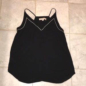 NWOT blank tank top v neck line white accent